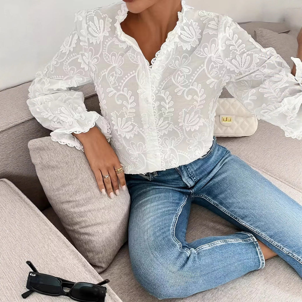 Elegante Damenbluse mit Spitzenbesatz – Bild 3 | LuxeStyle