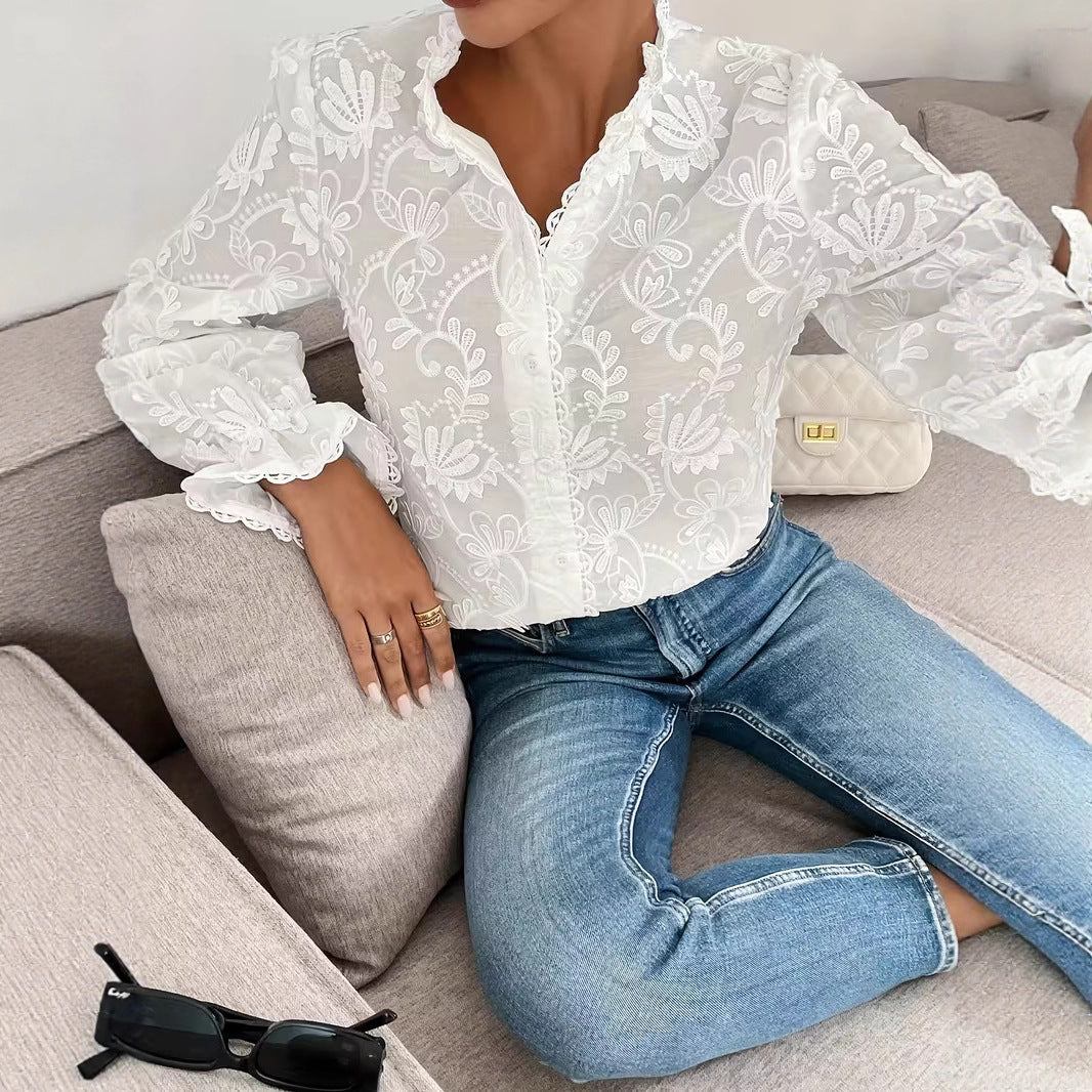 Elegante Damenbluse mit Spitzenbesatz – Bild 3 | LuxeStyle