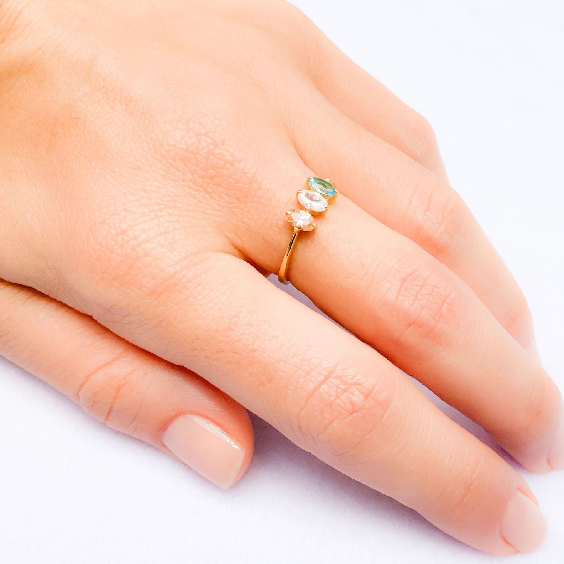Herzförmiger Eleganter Edelstahl-Ring