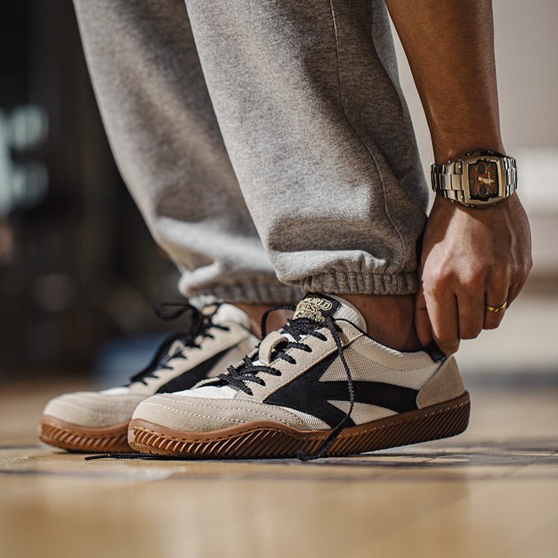 Low-Top Sneaker in Beige mit runder Zehenkappe – Bild 5 | LuxeStyle
