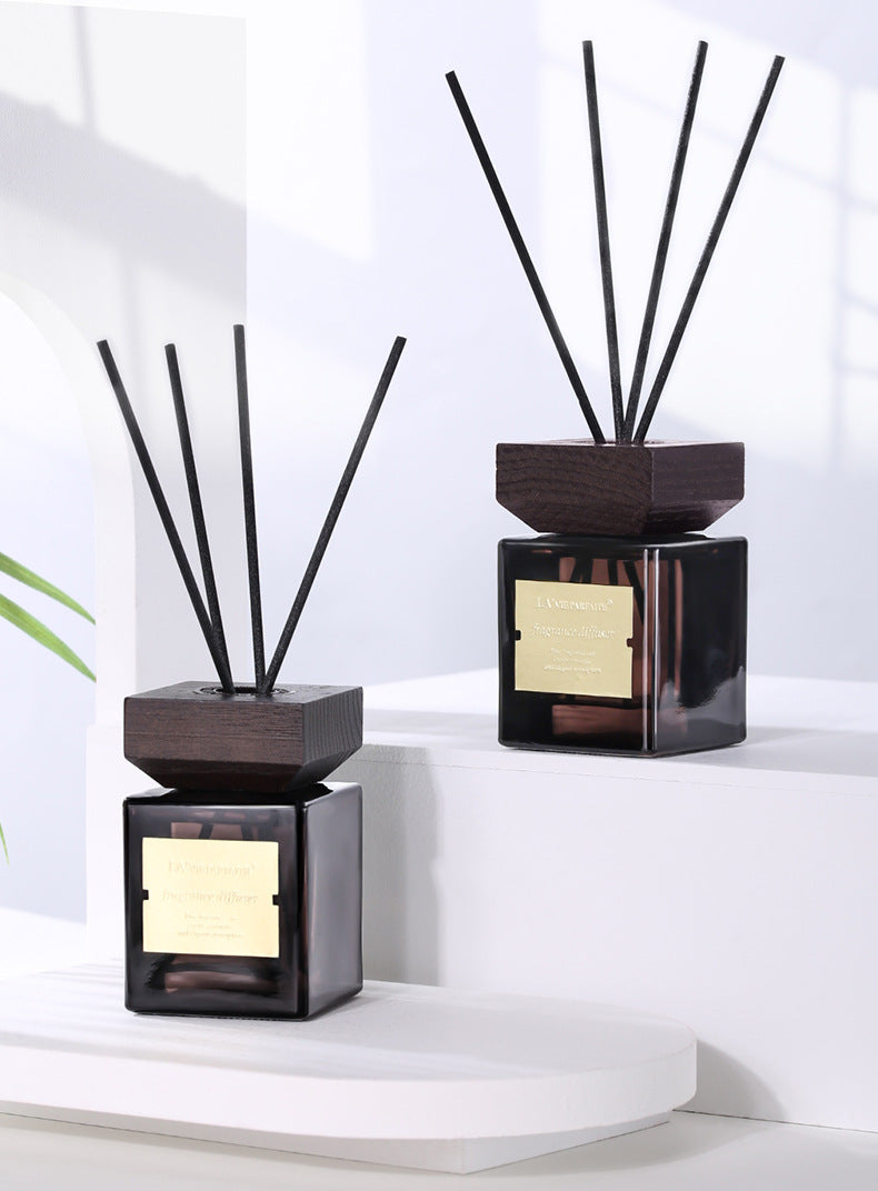 Aroma Diffuser mit Rattan Stäbchen – Bild 9 | LuxeStyle