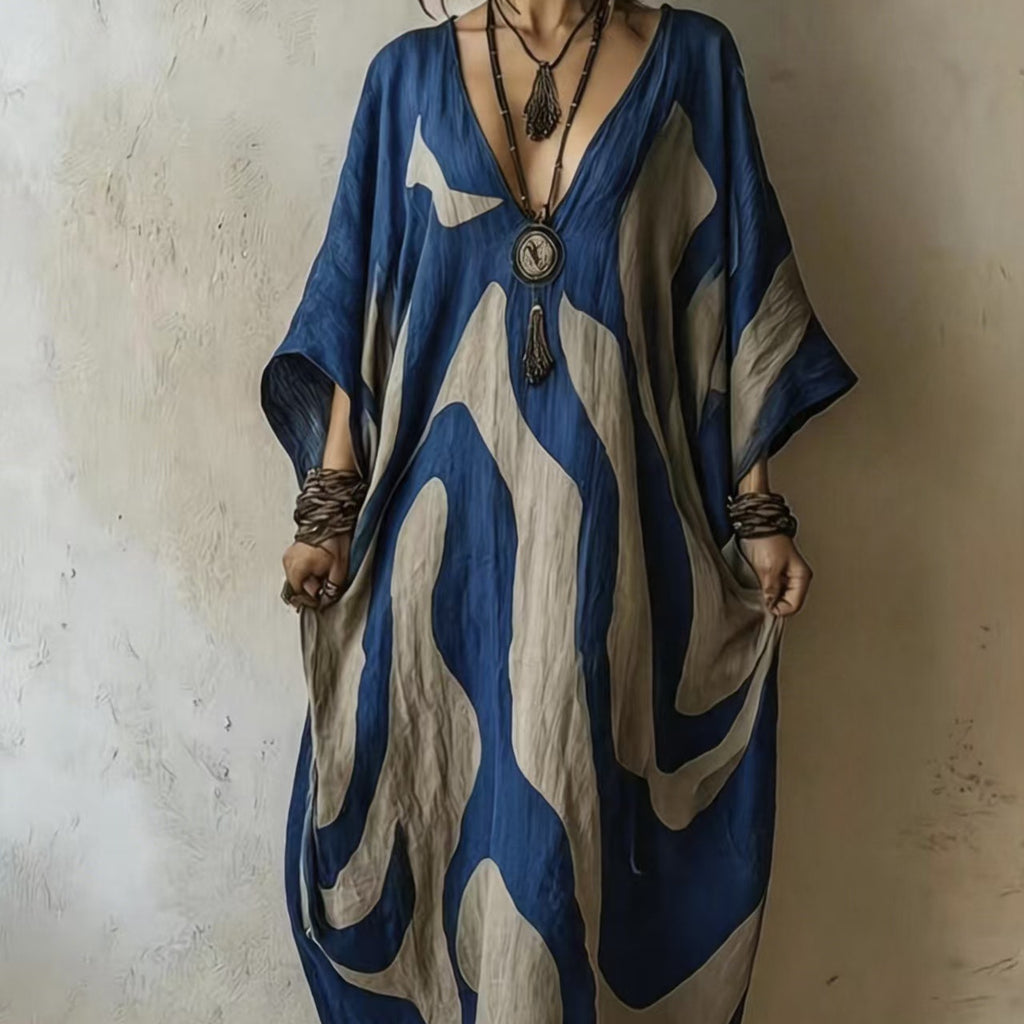 Strandkleid mit V-Ausschnitt und Fledermausärmeln