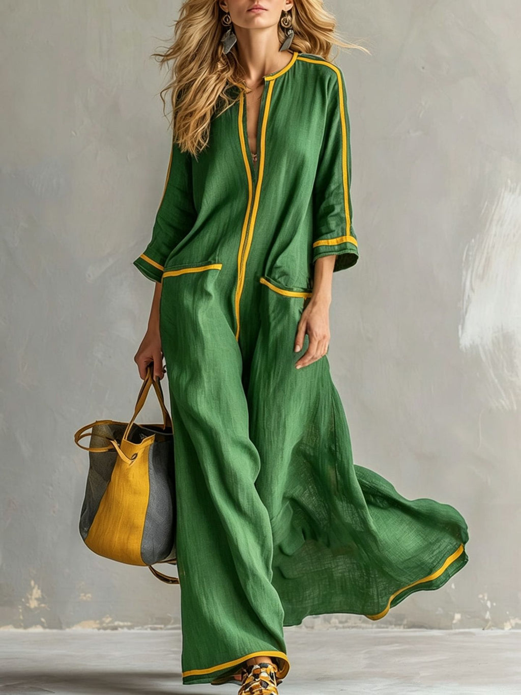 Gestreiftes, elegantes Maxikleid