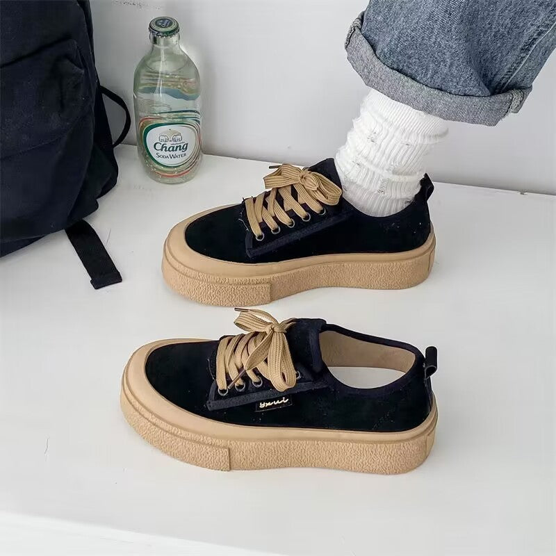 Chunky Freizeitschuhe mit Schnürung