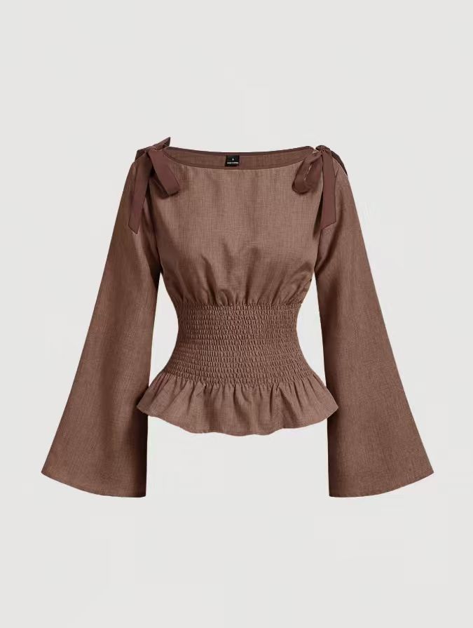Peplum-Bluse mit Schleifen-Details · Trompetenärmel
