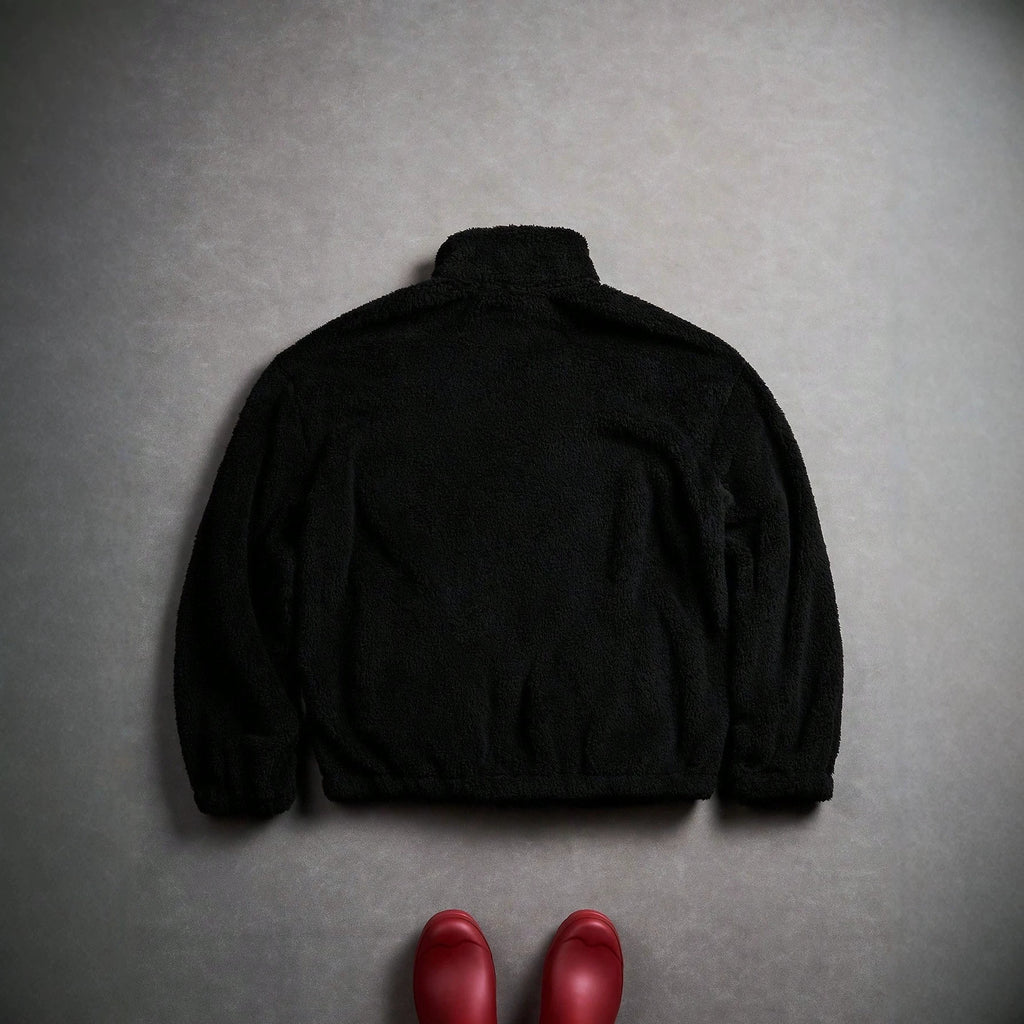 Schwarze Felljacke mit Reissverschluss