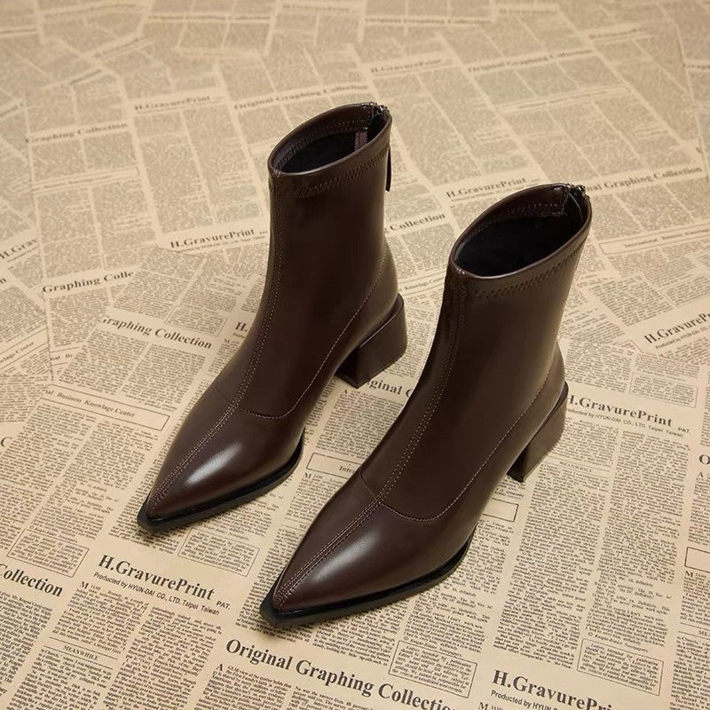 Elegante spitze Stiefeletten