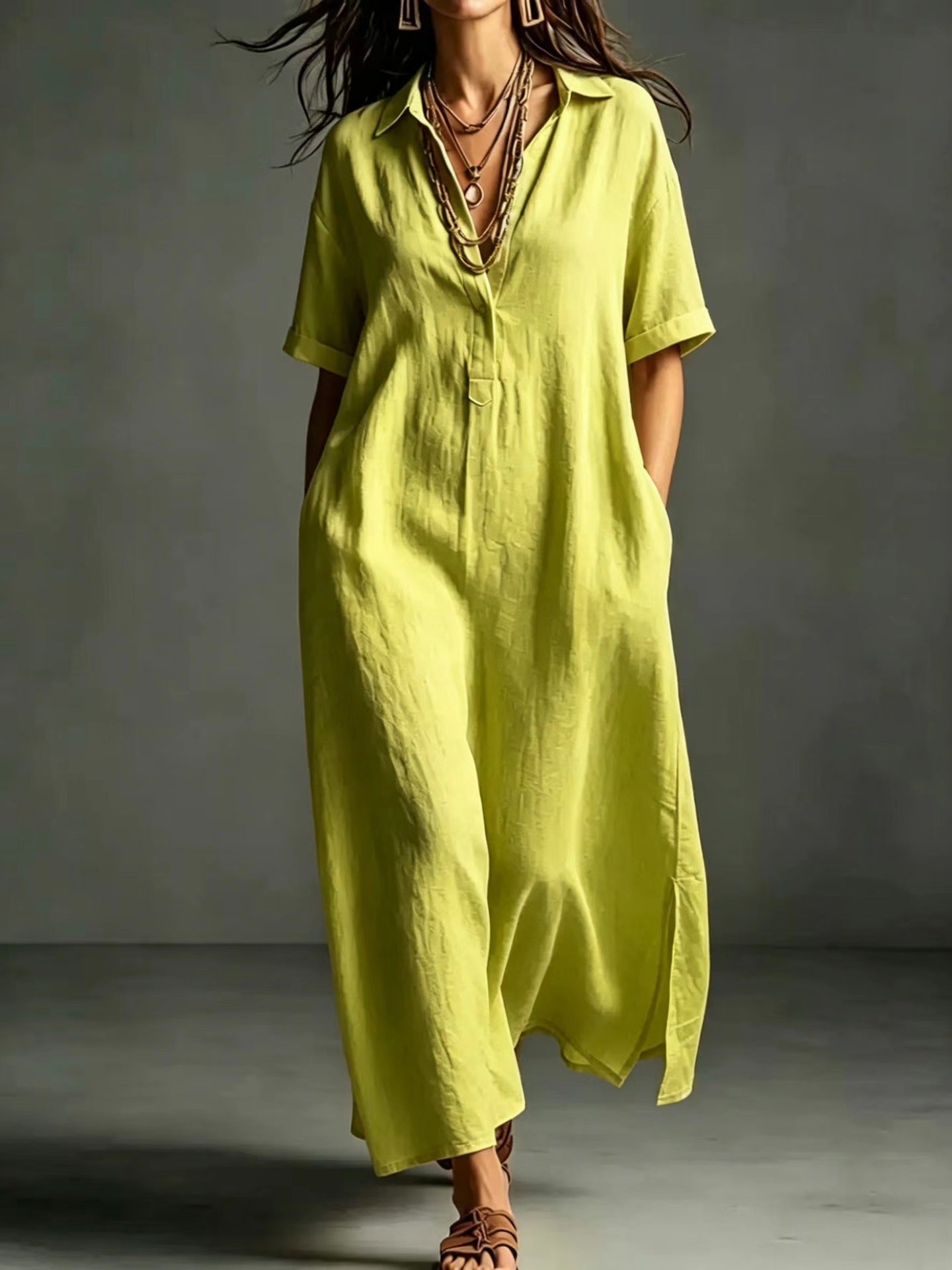 Elegantes knielanges Damen-Kleid mit Reverskragen
