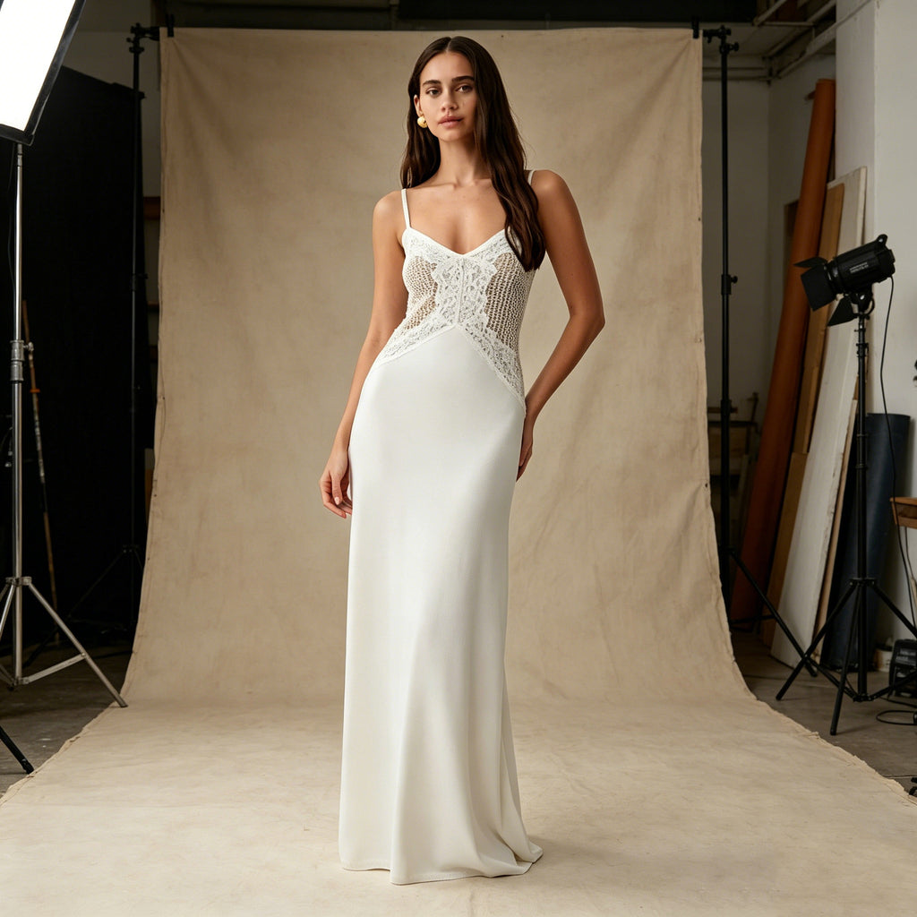 Elegantes Spitzenkleid mit Spaghettiträgern