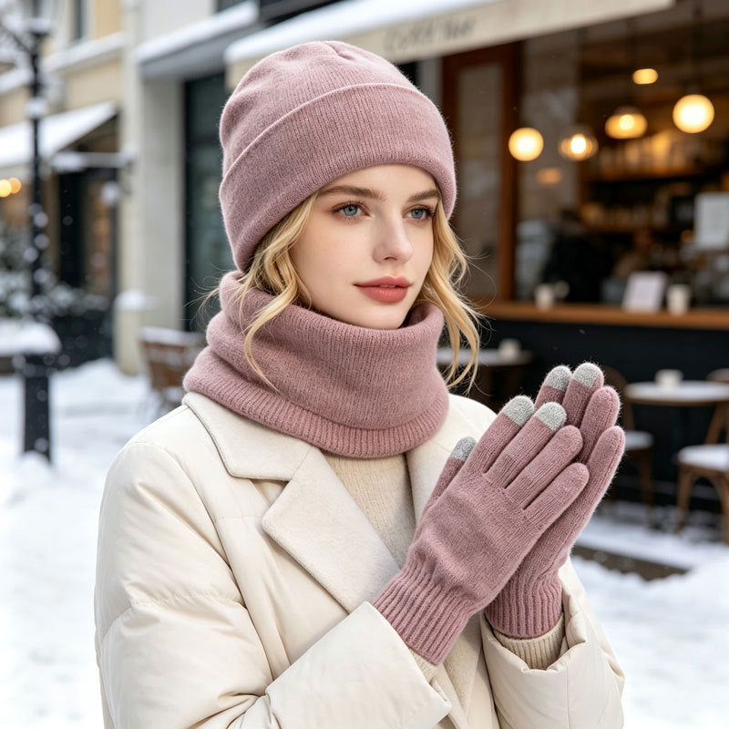 Dreiteiliges Winter-Set: Mütze, Schal, Handschuhe – Bild 2 | LuxeStyle