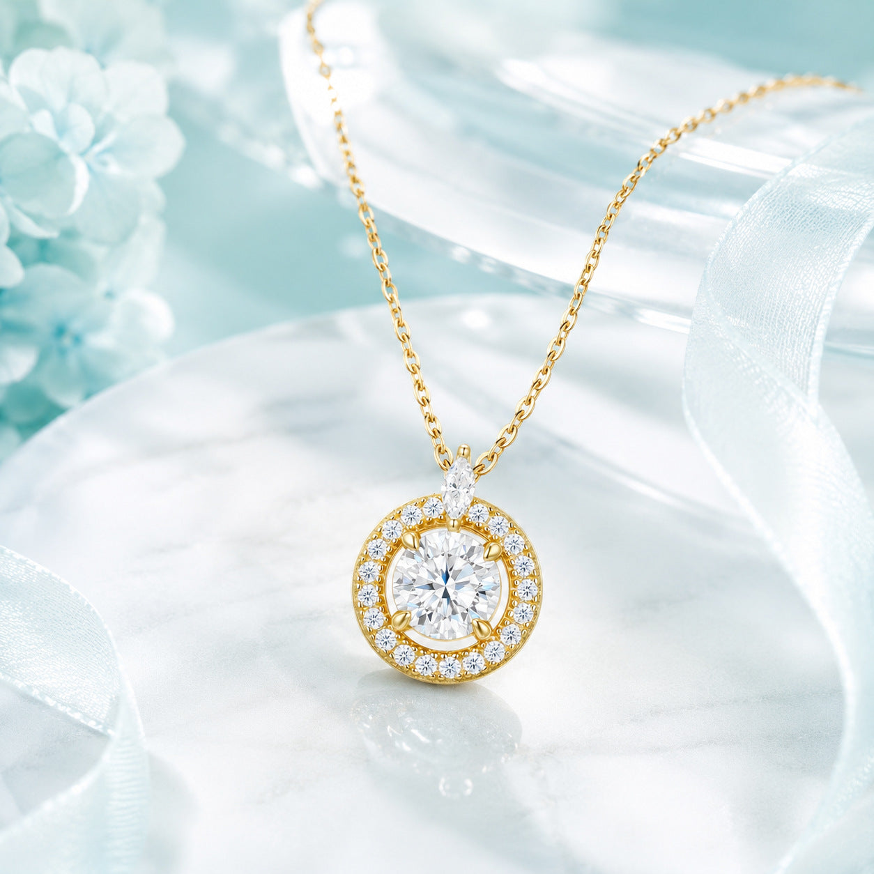 Halskette mit doppeltem Halo & tropfenförmigem Diamant-Akzent