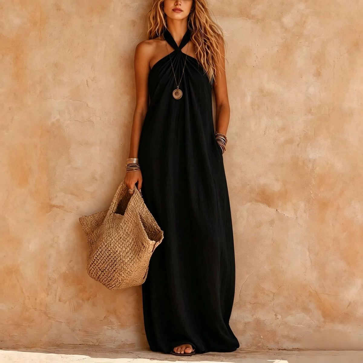 Maxikleid mit Neckholder und Knoten