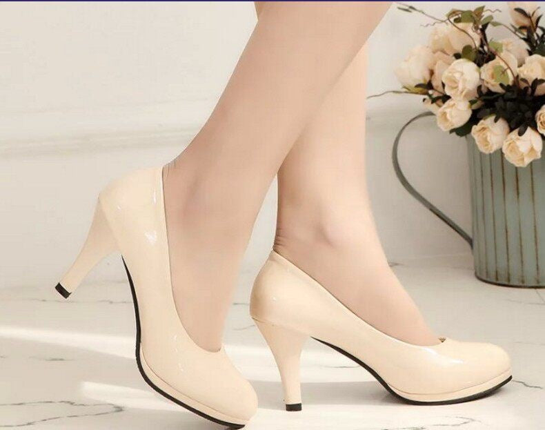 Elegante Business Mid-Heel Pumps