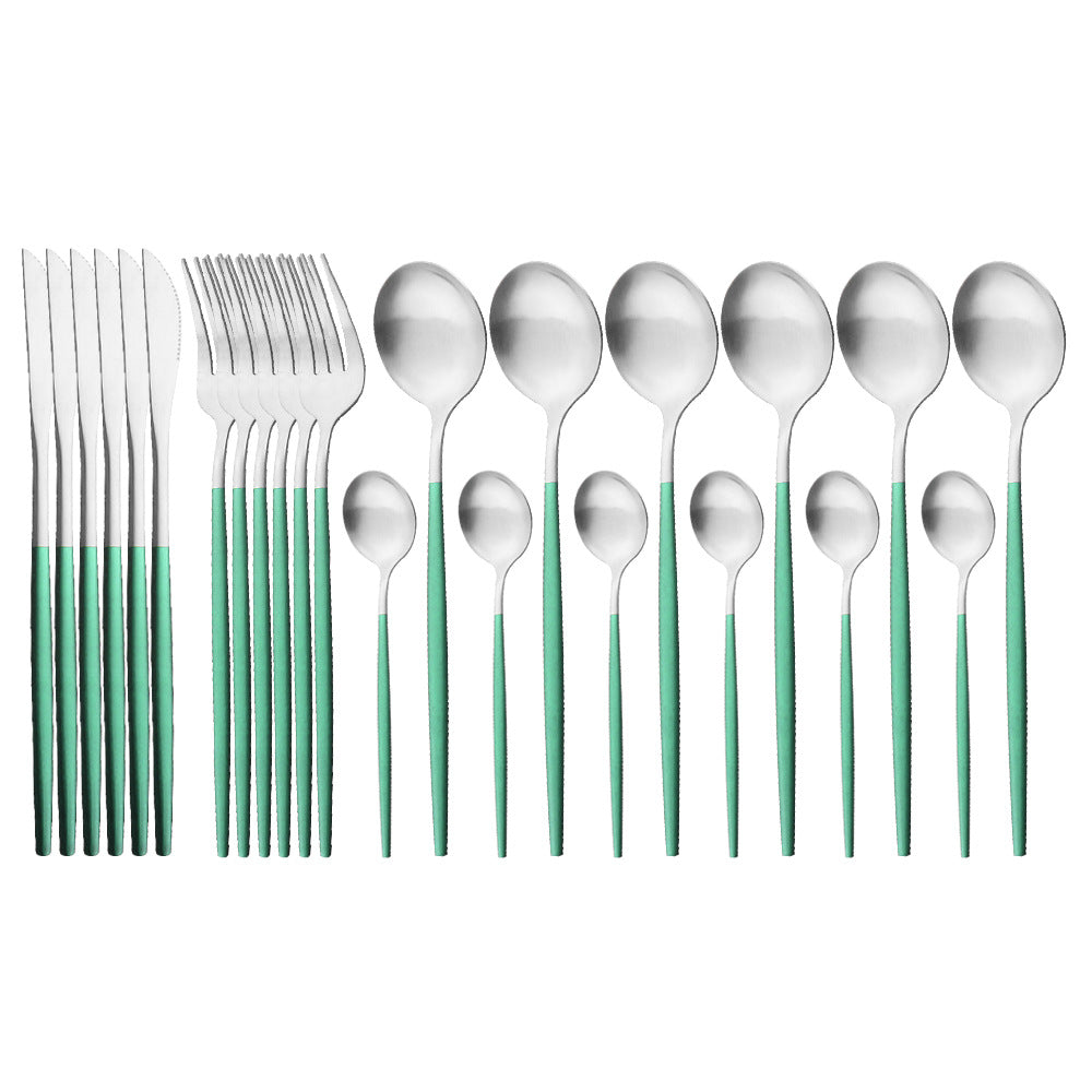 Mattes portugiesisches Besteck-Set (24-teilig) – Bild 11 | LuxeStyle
