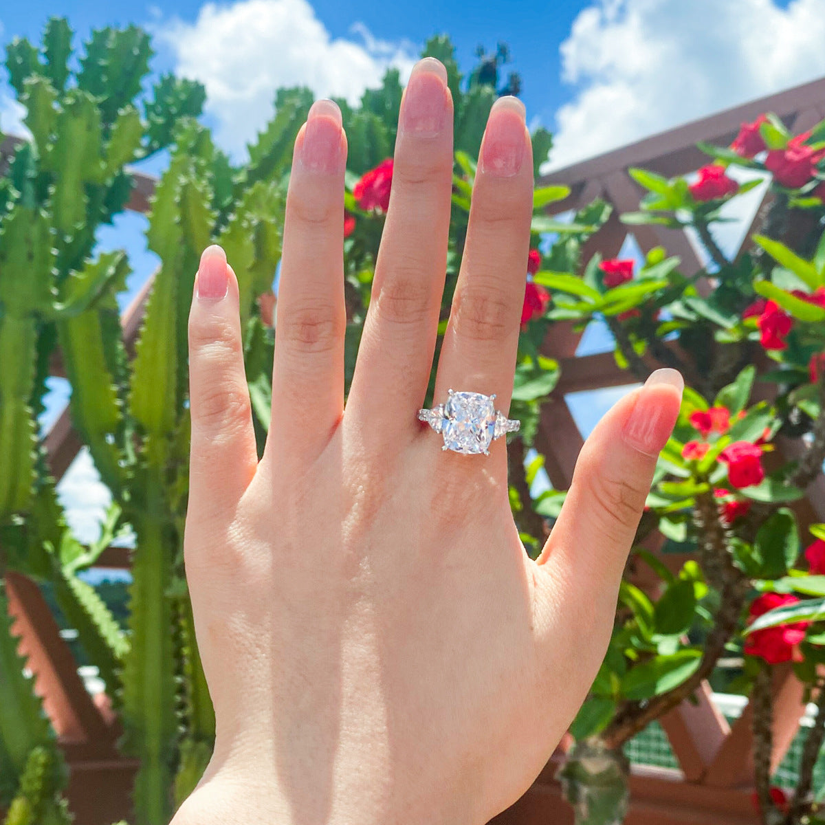 Geometrischer Zirkonia-Ring für Frauen | LuxeStyle