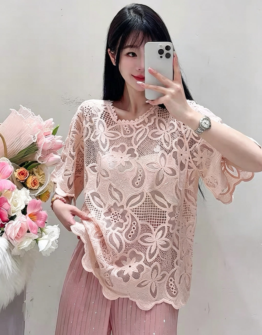 Rundhals-Spitzentop im Chanel-Stil
