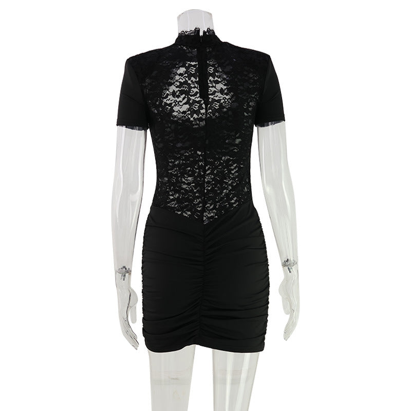 Minikleid mit Lochmuster und Spitze – Bild 3 | LuxeStyle