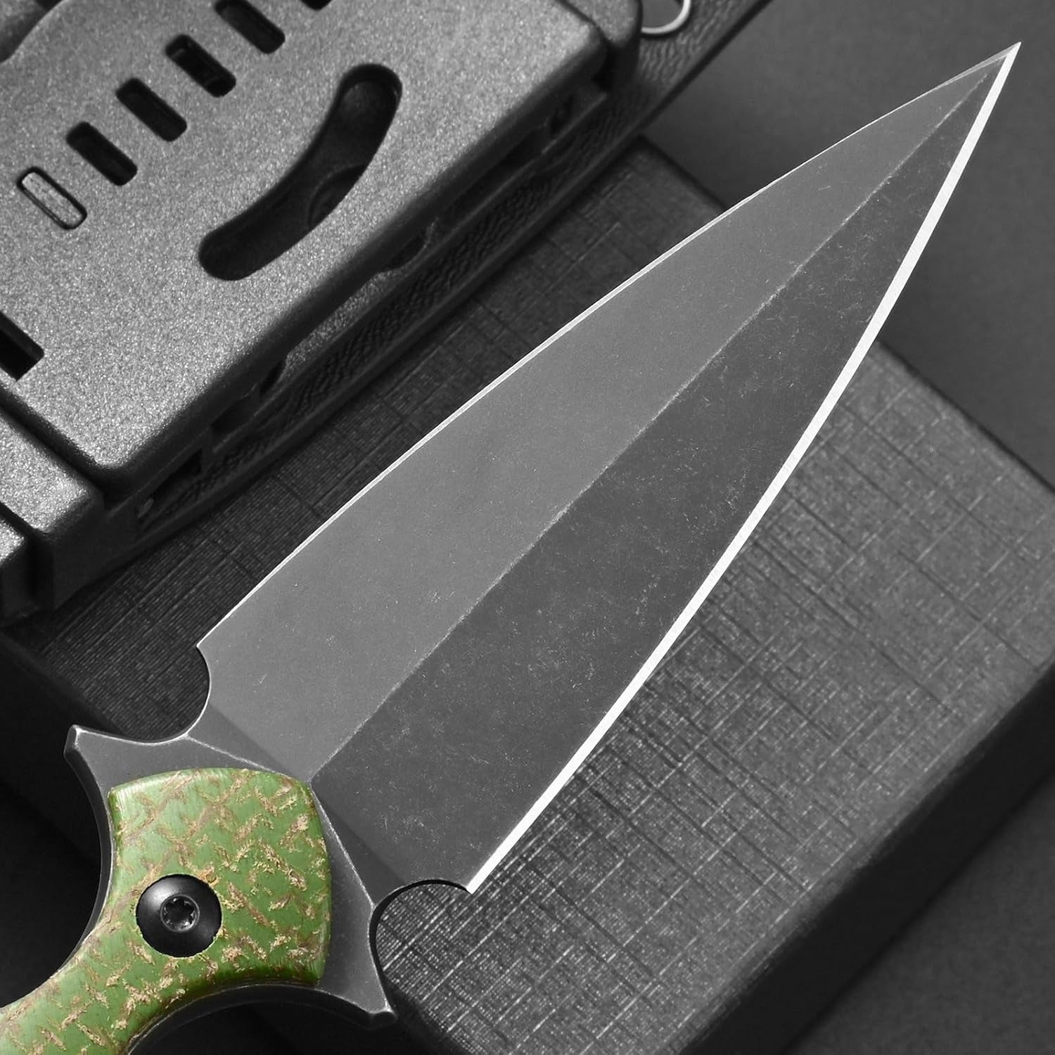 Outdoor-Messer mit G10-Griff