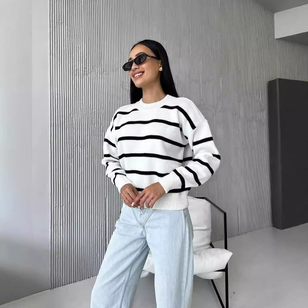 Gestreiftes Langarmshirt im Color-Blocking-Stil