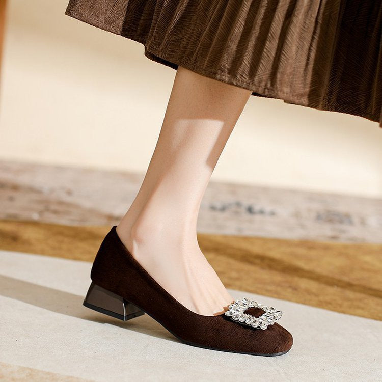 Elegante Pumps mit eckiger Zehenpartie