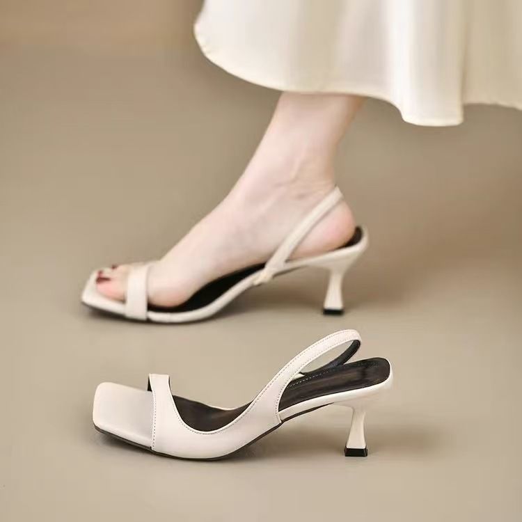 Square-Toe leichte Sandalen mit flachem Absatz | LuxeStyle