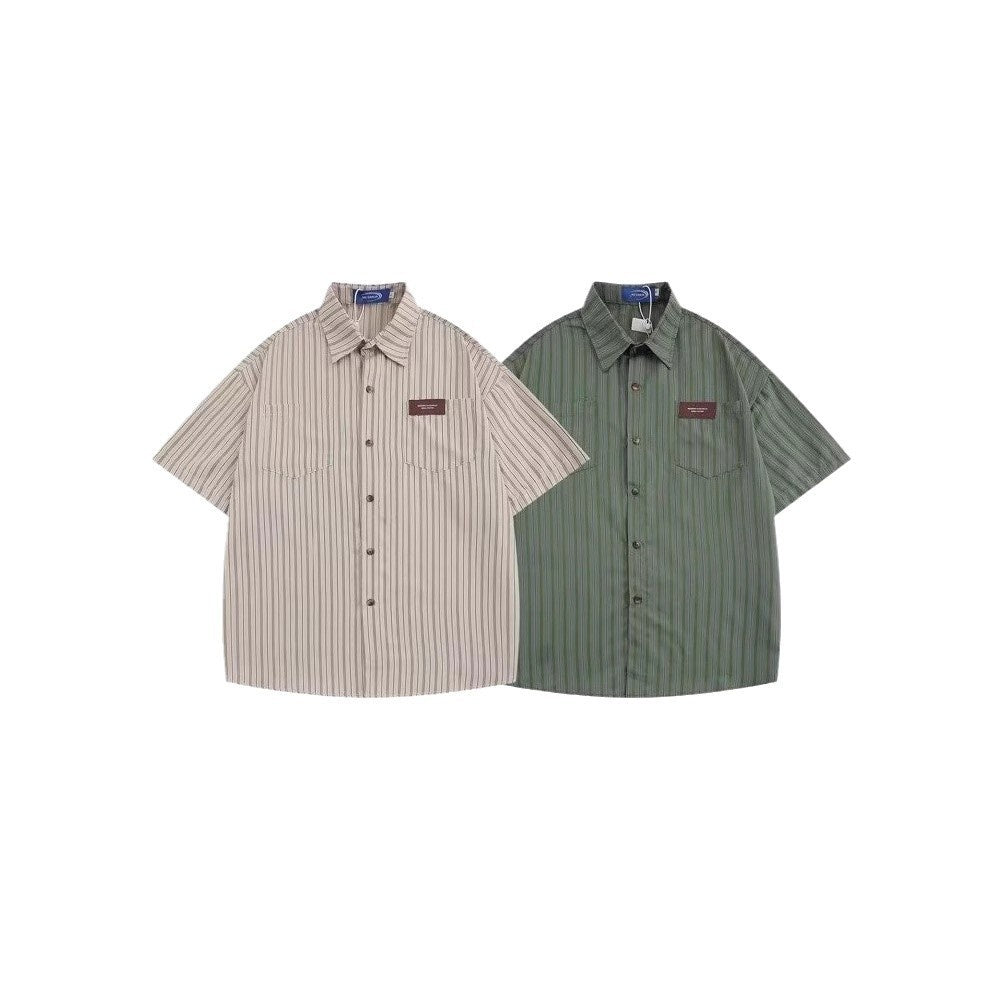 Gestreiftes Kurzarmhemd im Japan-Stil