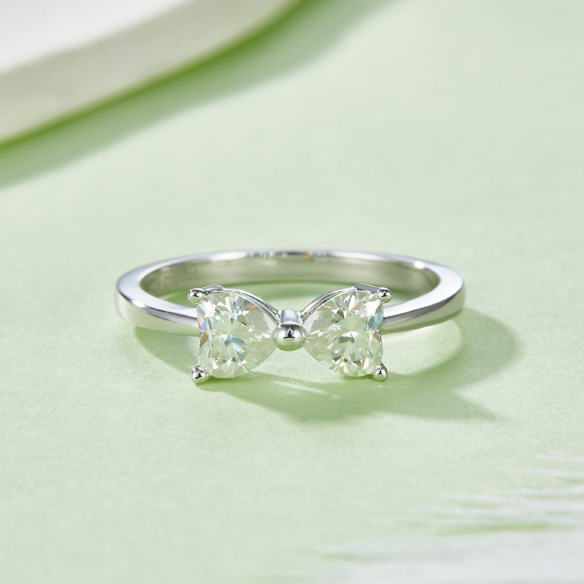 Herz Schleife Moissanit Ring, 1 Karat, Silber