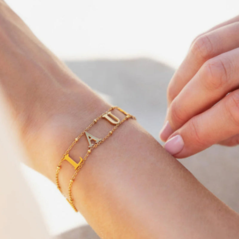 Personalisiertes Doppelketten-Armband mit Initialen – Bild 1 | LuxeStyle