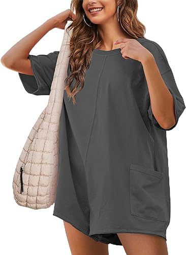 Lässiger Jumpsuit mit Shorts
