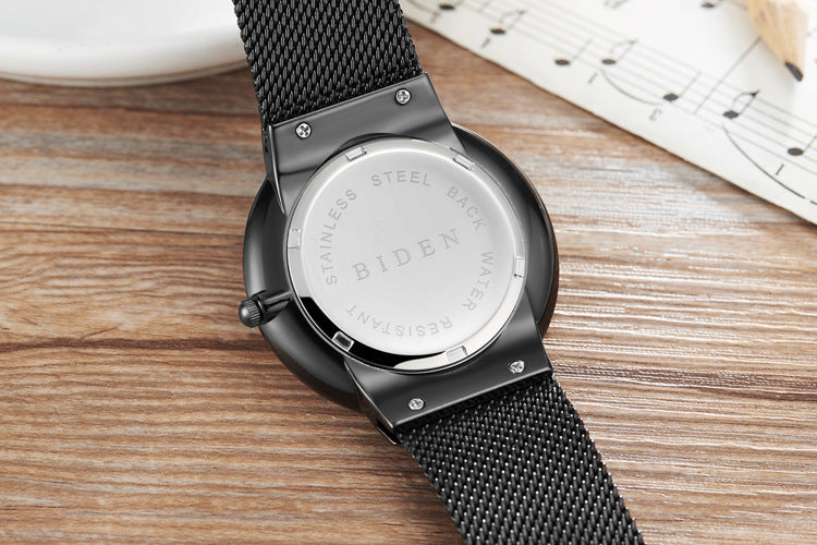 Ultraflache Herrenuhr mit Milanaise-Armband – Bild 6 | LuxeStyle