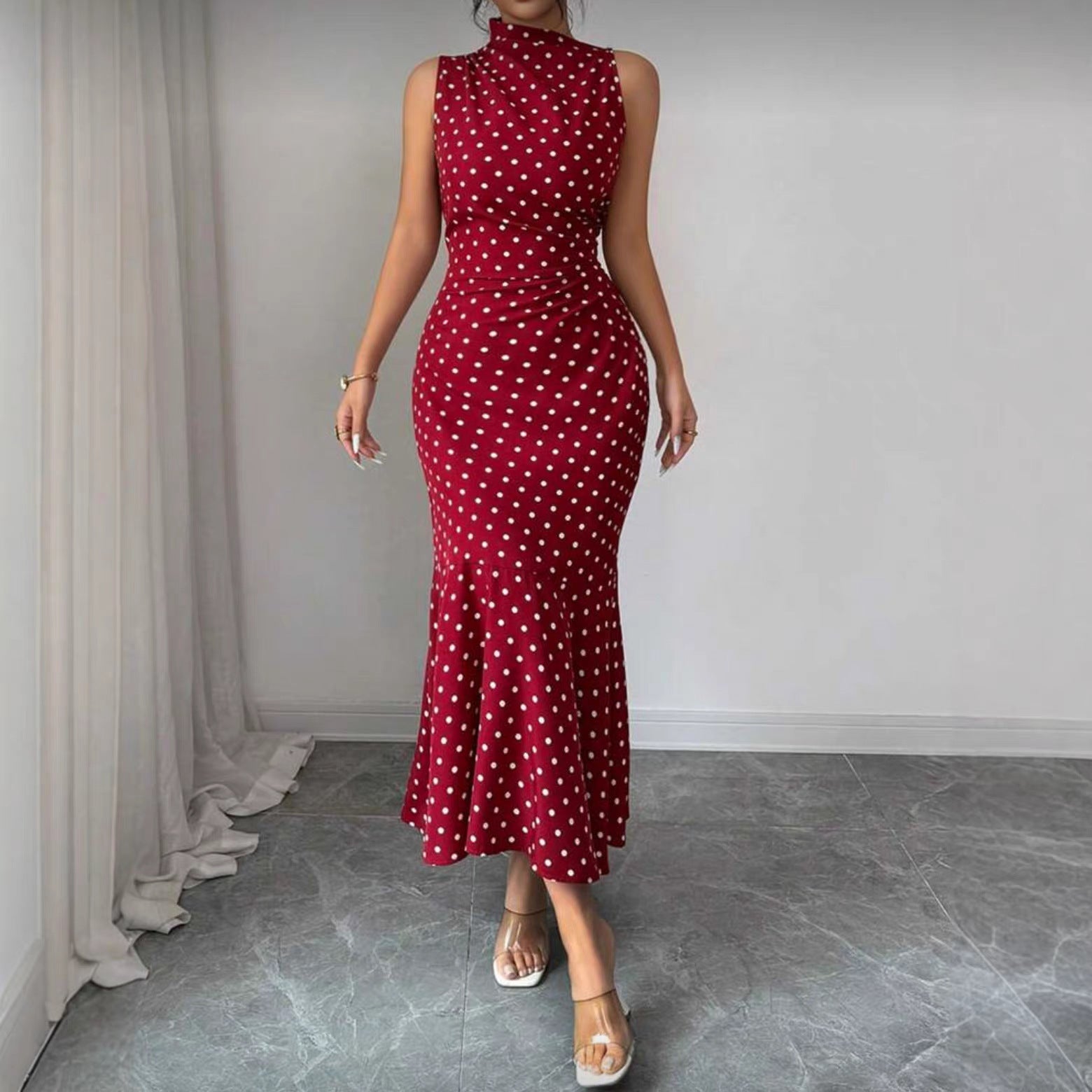 Elegantes Polka-Dot Maxikleid