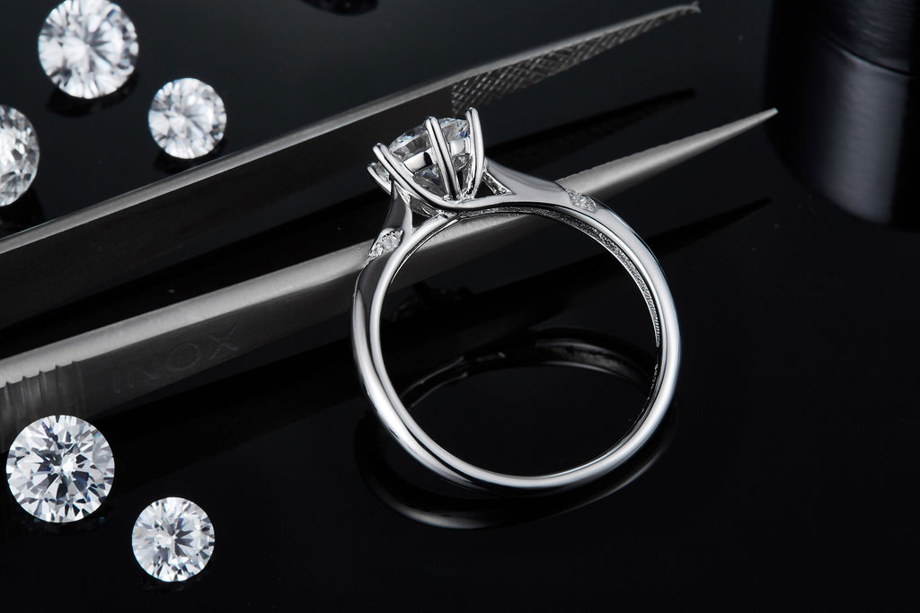 Moissanit-Verlobungsring «Solitär» 1 ct · 925 Silber D-VVS1
