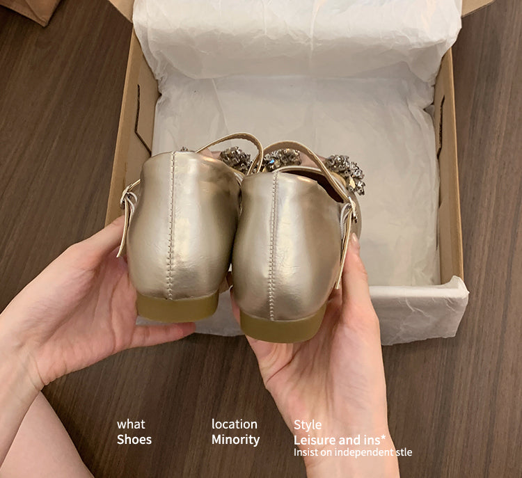 Mary Jane Flats mit Strass-Schleifen