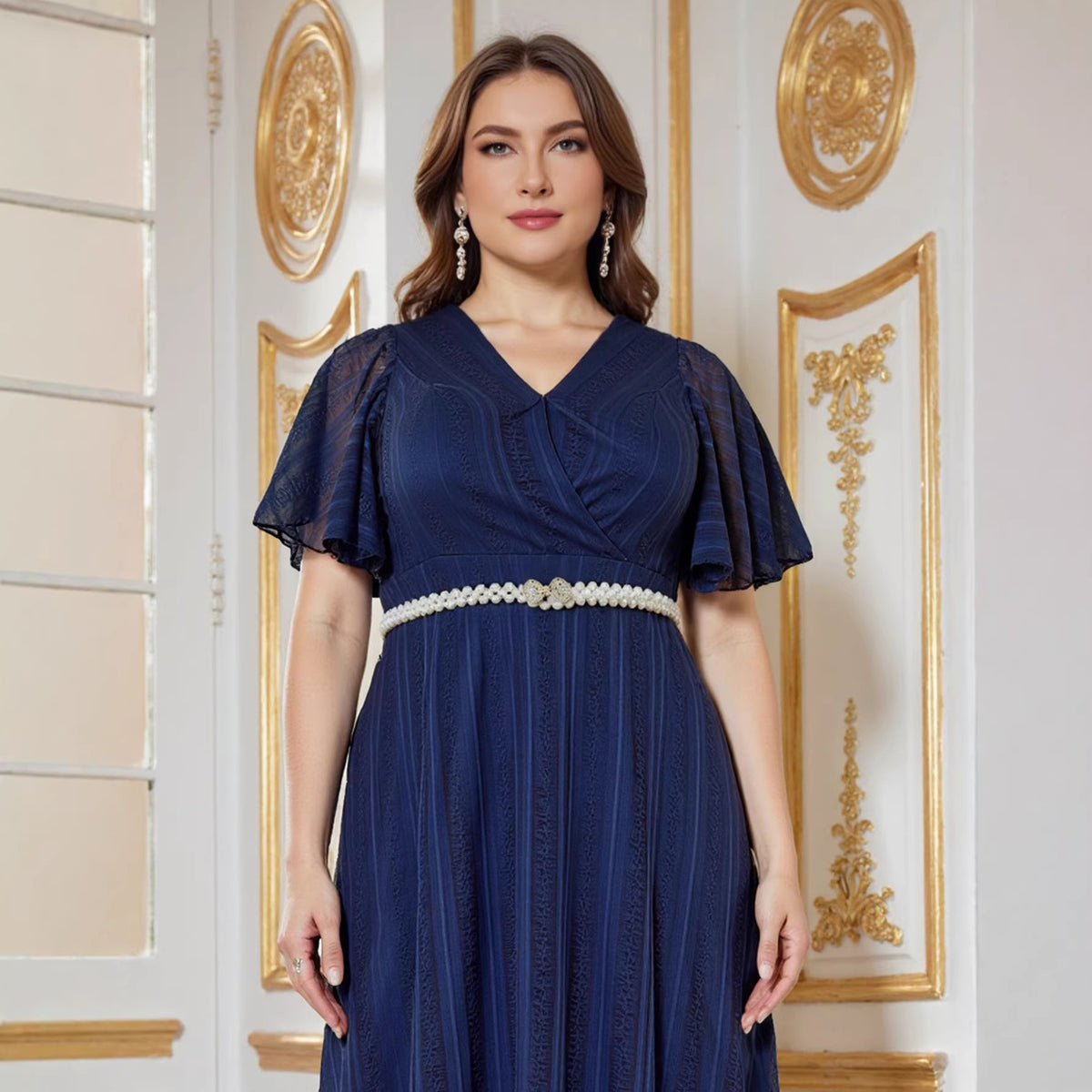 Elegantes Abendkleid mit Gürtel in Dunkelblau – Bild 2 | LuxeStyle