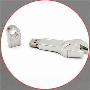 Metall-U-Disk im Werkzeug-Design