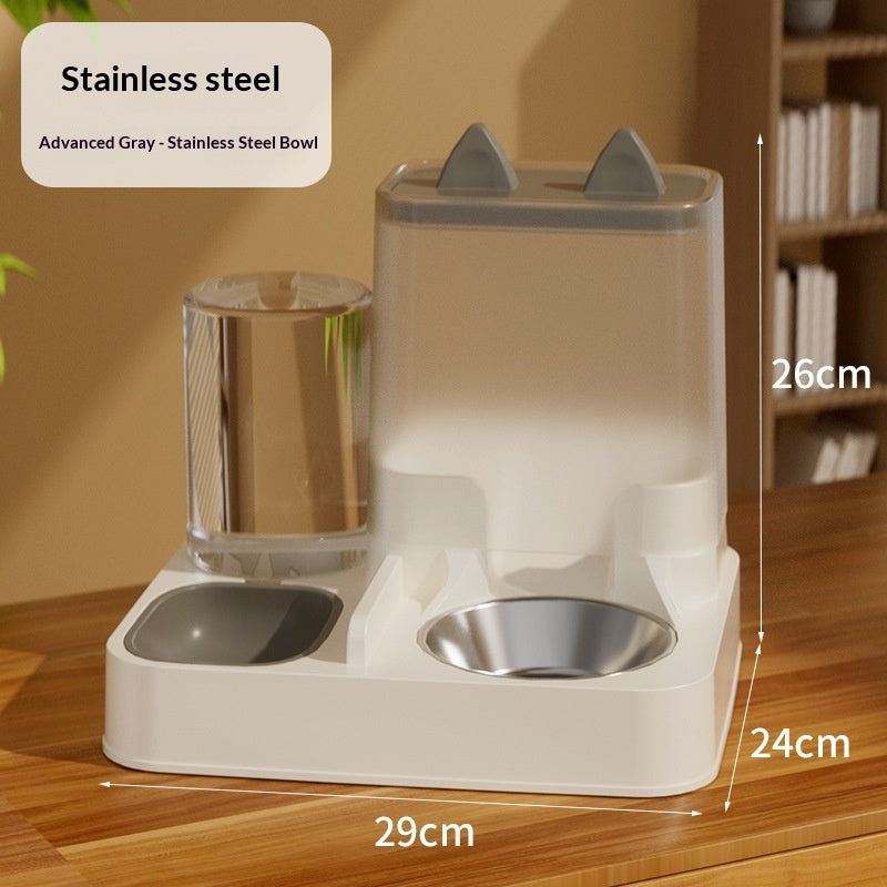 Futter- und Wasserspender für Katzen