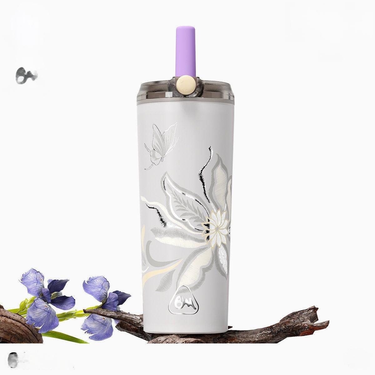 Titan-Trinkflasche mit Strohhalm, 660 ml