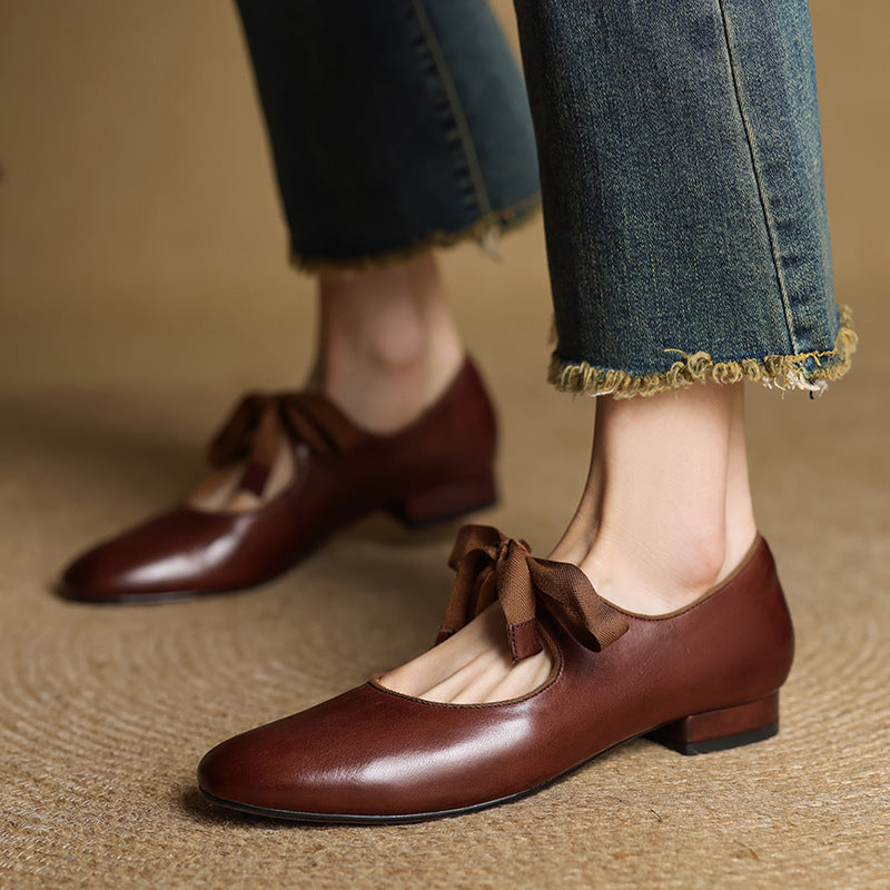Vintage-Leder-Schuhe mit Blockabsatz – Bild 3 | LuxeStyle