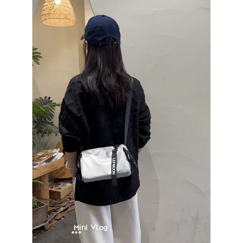 Kleine wasserdichte Messenger-Tasche aus Oxford-Stoff – Bild 5 | LuxeStyle