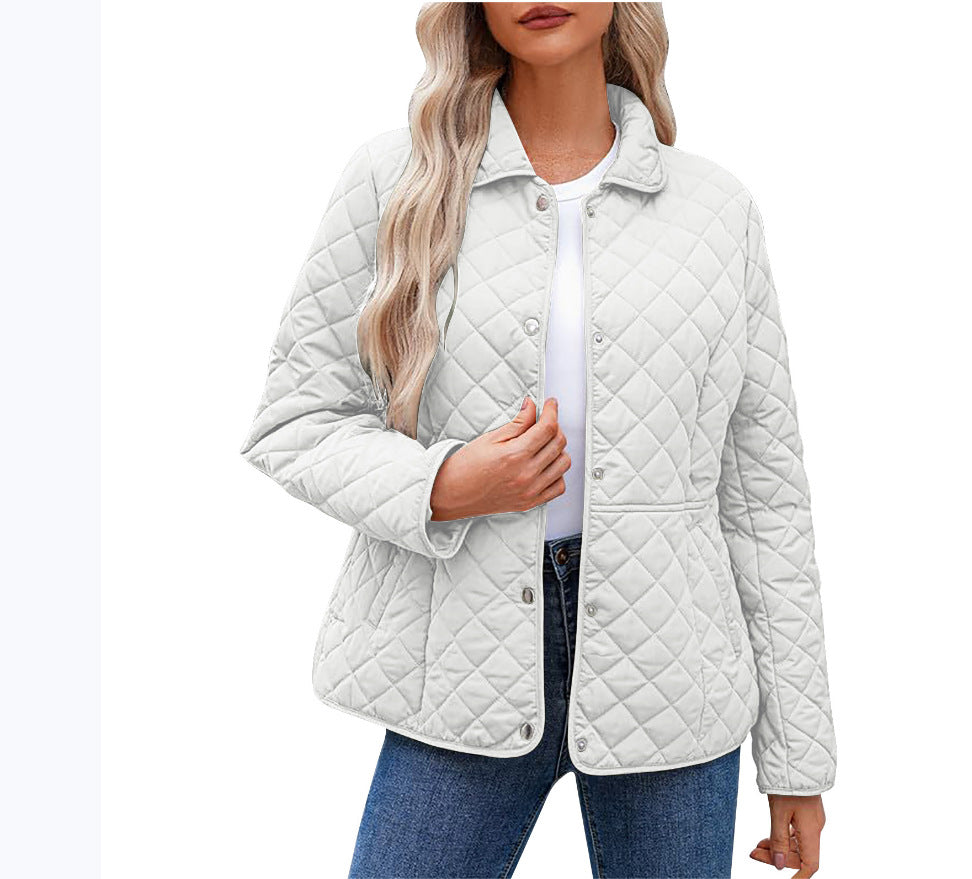 Weisses Quilted-Jackett mit Knöpfen | LuxeStyle