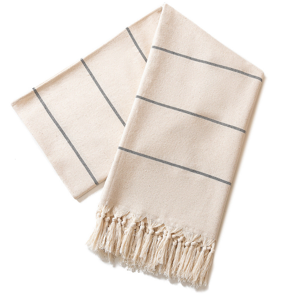 Kremiges Tuch mit Stickerei – Strandtuch | LuxeStyle