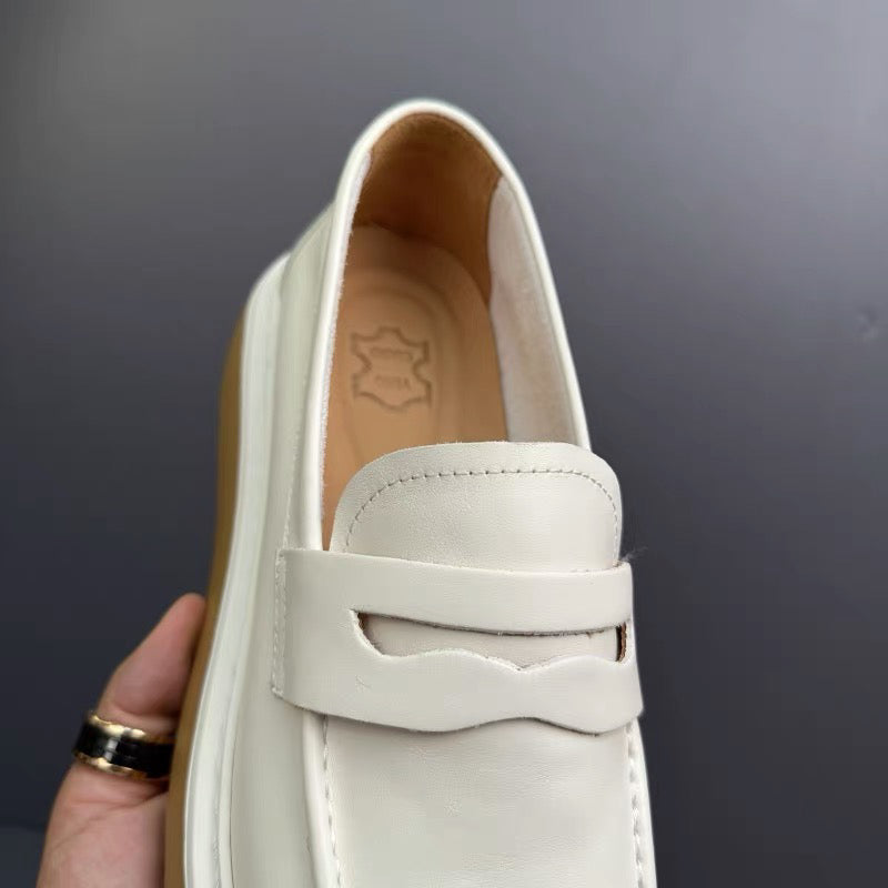 Lässige Leder-Sneaker zum Reinschlüpfen – Bild 4 | LuxeStyle