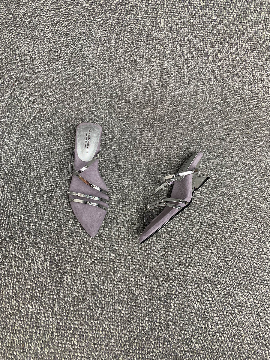 Sandalen mit Riemchen und Nieten, 5cm Keilabsatz