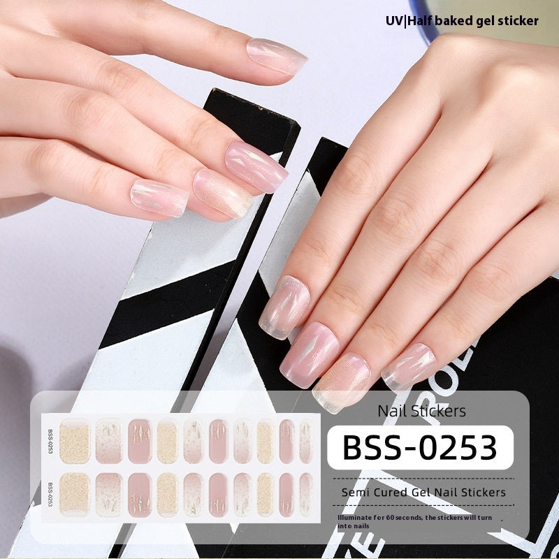 Nagelsticker mit Gradient-Effekt
