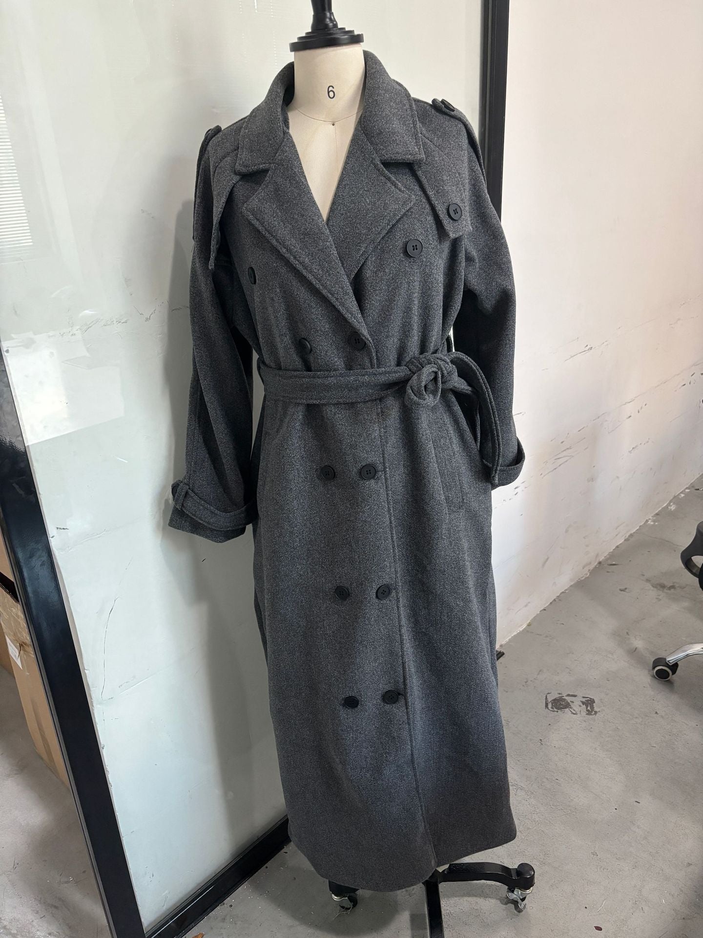 Eleganter Wollmantel im Casual-Stil
