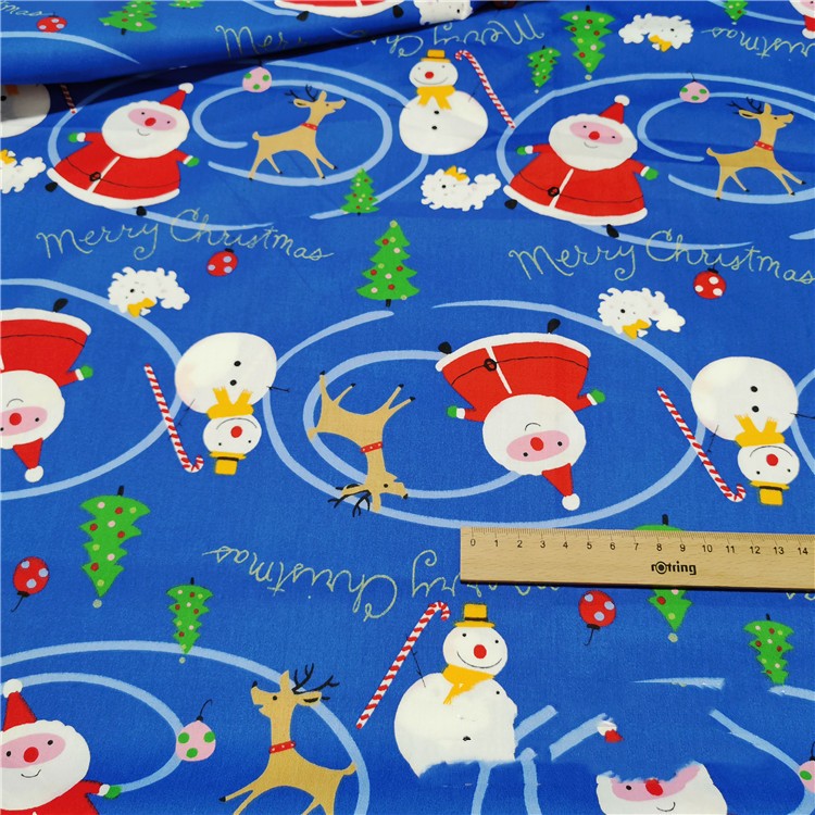 Roter Weihnachtsmann Baumwoll-Twill Stoff – Bild 3 | LuxeStyle