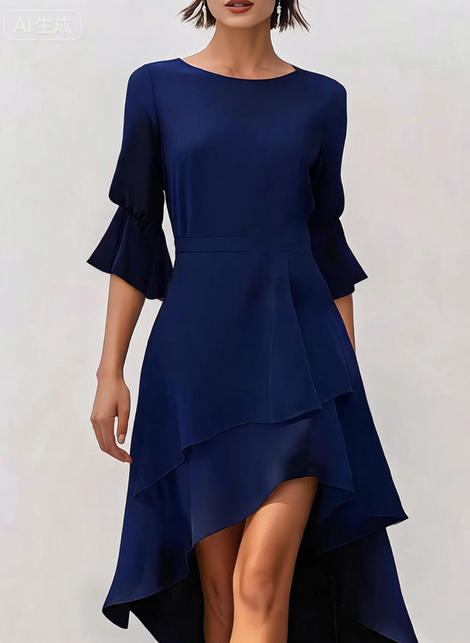 Unregelmässiges Kleid mit Rüschen – Bild 5 | LuxeStyle