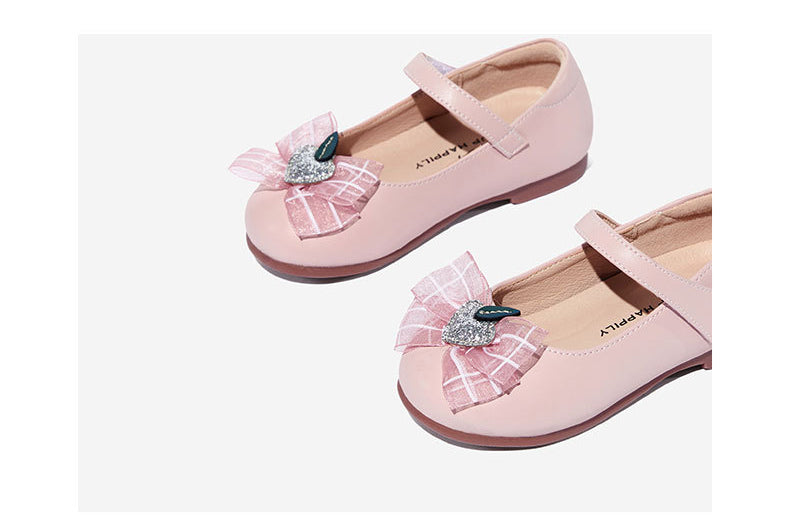Mädchenschuhe mit weicher Sohle und Schleife