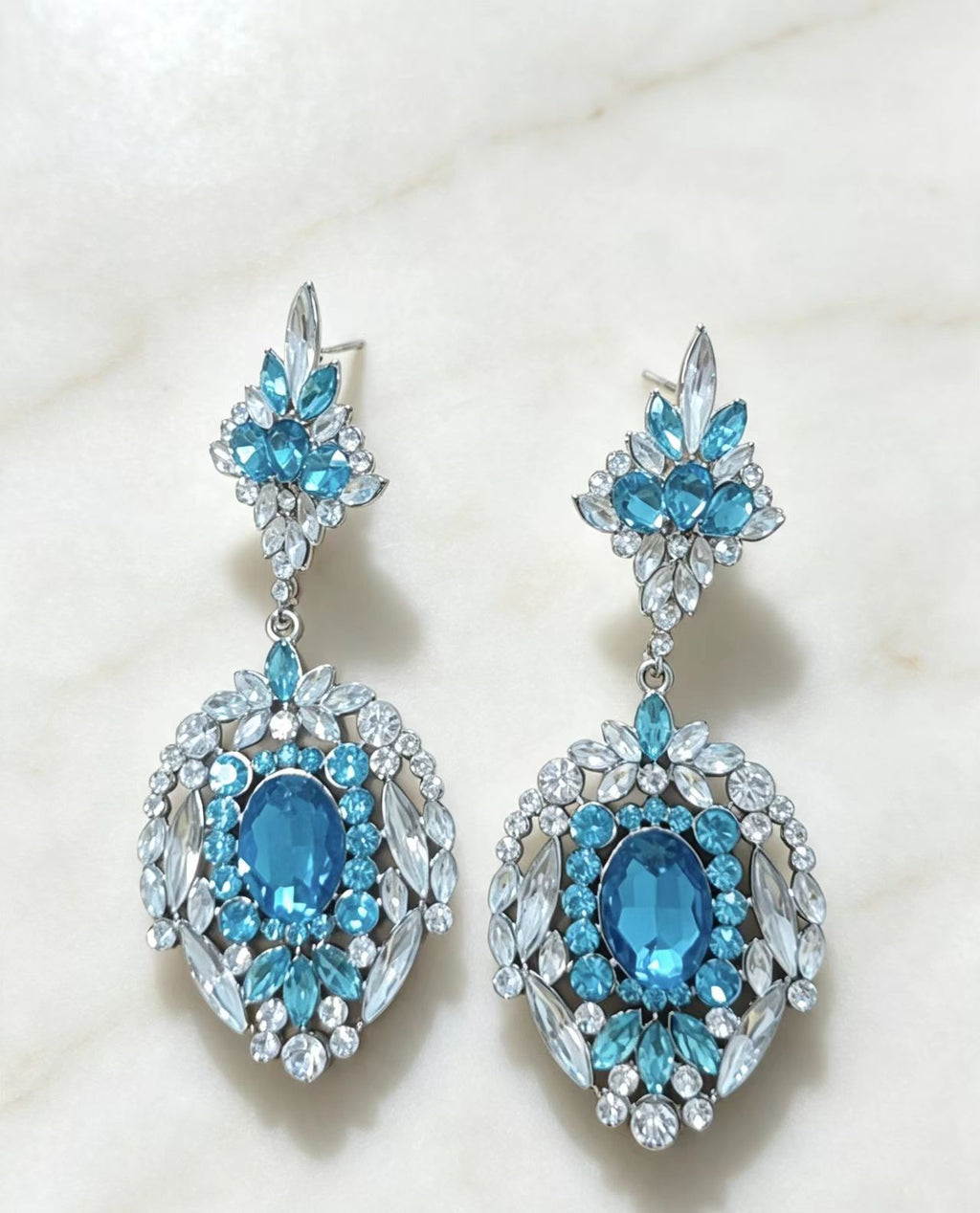 Ohrhänger mit Marquise-Diamanten & mehreren Lagen – Bild 3 | LuxeStyle