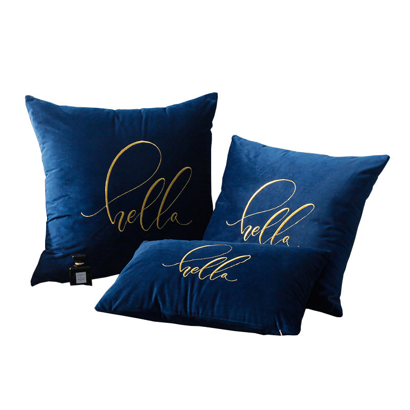 Samtkissen mit Goldfaden-Stickerei – Bild 5 | LuxeStyle